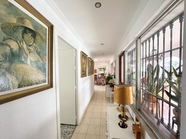 3 soverom Villa til salgs i Torreblanca, Fuengirola med svømmebasseng garasje - € 840 000 (Ref: 7464235)