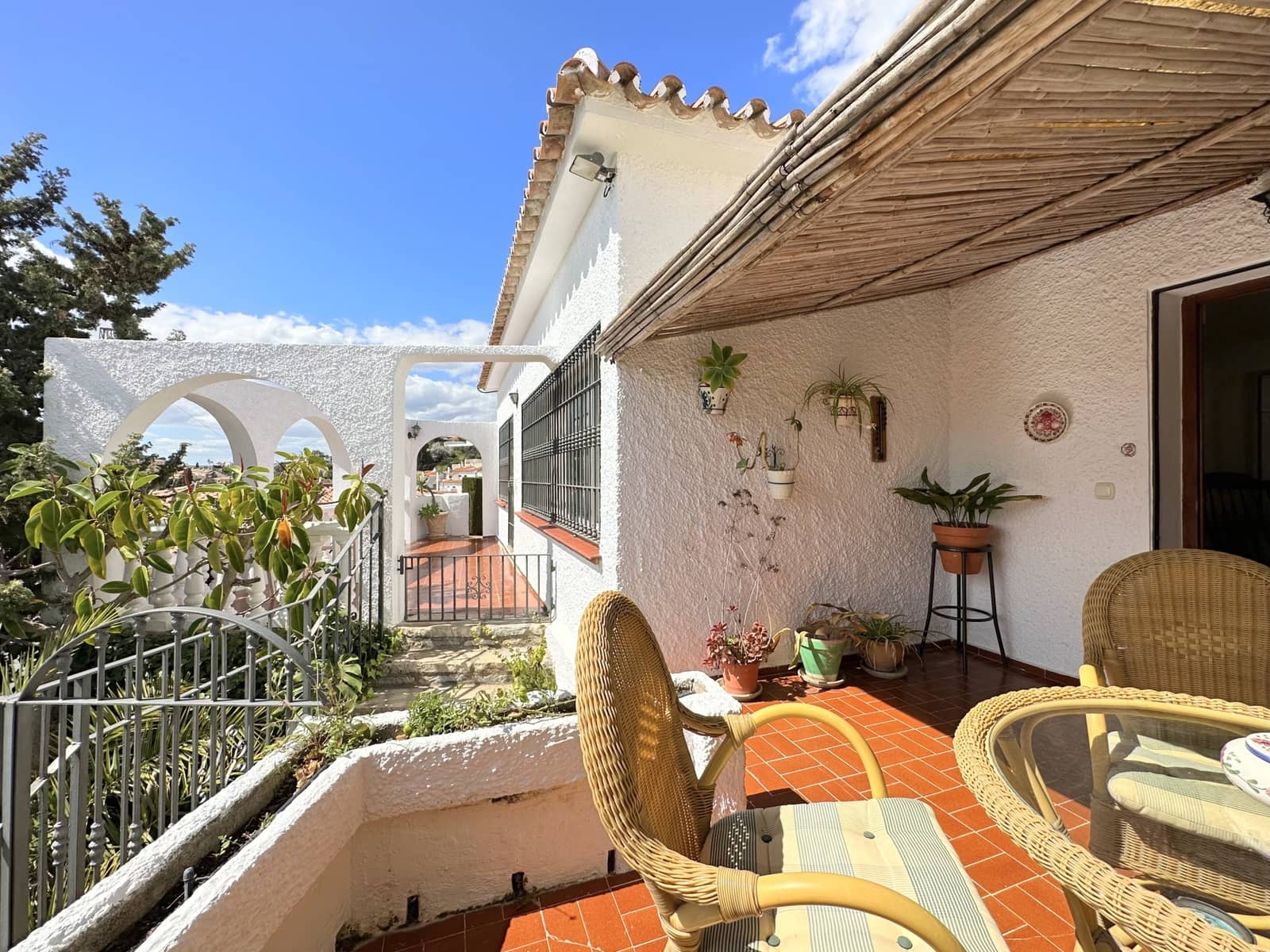 3 sypialnia Willa na sprzedaż w Fuengirola z basenem garażem - 840 000 € (Ref: 7464235)