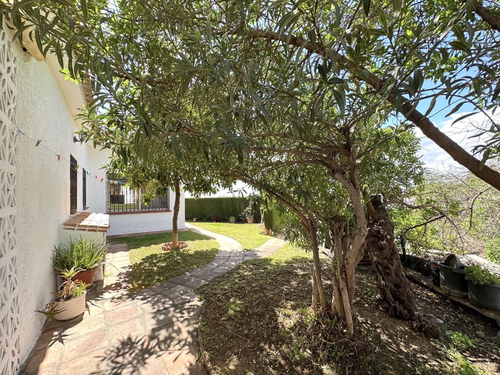 3 sypialnia Willa na sprzedaż w Fuengirola z basenem garażem - 840 000 € (Ref: 7464235)