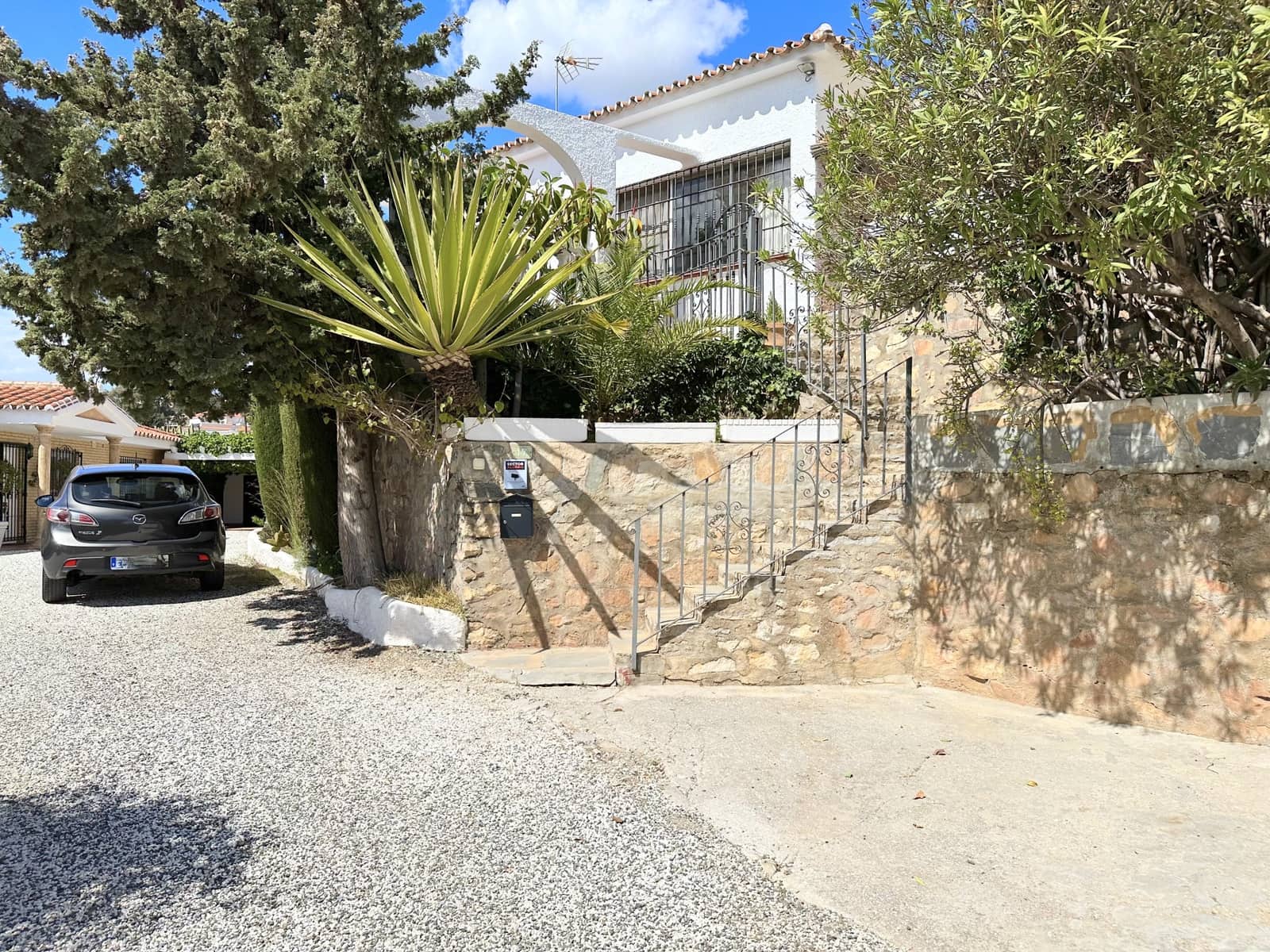 3 sypialnia Willa na sprzedaż w Fuengirola z basenem garażem - 840 000 € (Ref: 7464235)