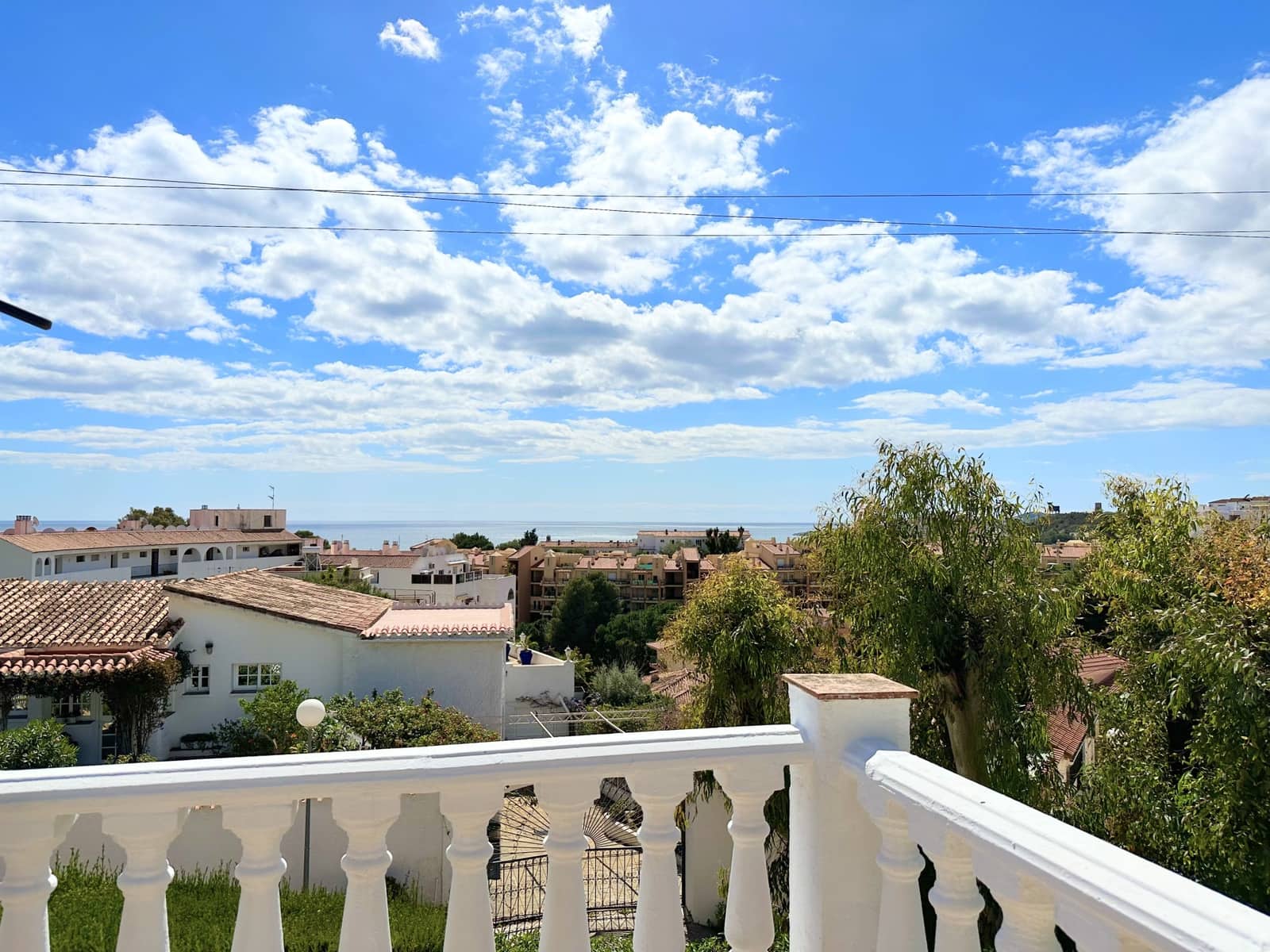 3 sypialnia Willa na sprzedaż w Fuengirola z basenem garażem - 840 000 € (Ref: 7464235)