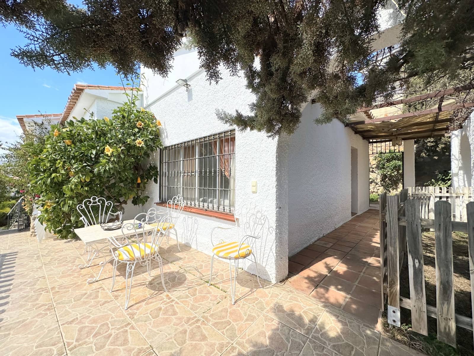 3 sypialnia Willa na sprzedaż w Fuengirola z basenem garażem - 840 000 € (Ref: 7464235)