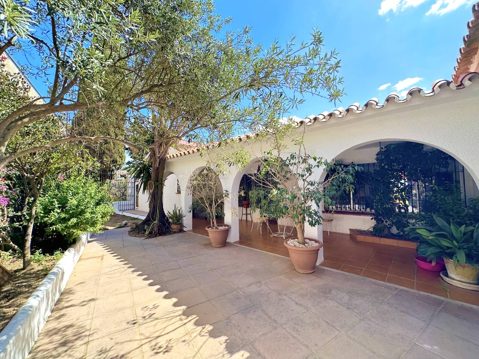 3 sypialnia Willa na sprzedaż w Fuengirola z basenem garażem - 840 000 € (Ref: 7464235)