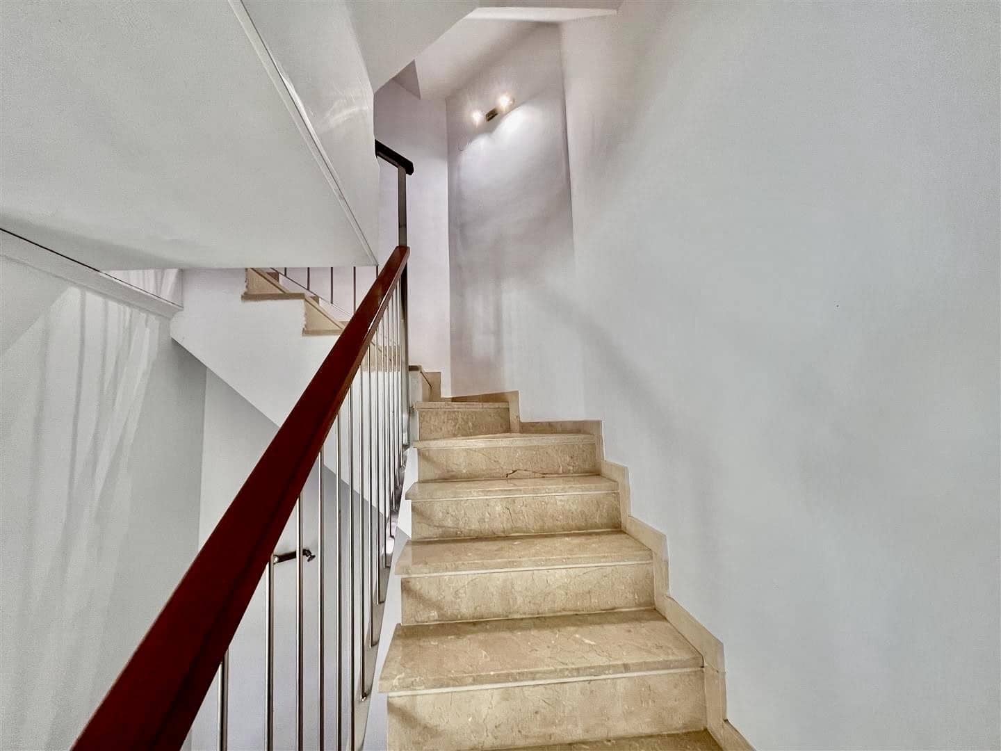 3 soverom Hus til salgs i Marbella med svømmebasseng garasje - € 790 000 (Ref: 7468629)