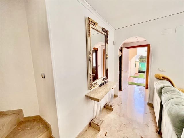 3 chambre Maison de Ville à vendre à Marbella avec piscine garage - 790 000 € (Ref: 7468629)