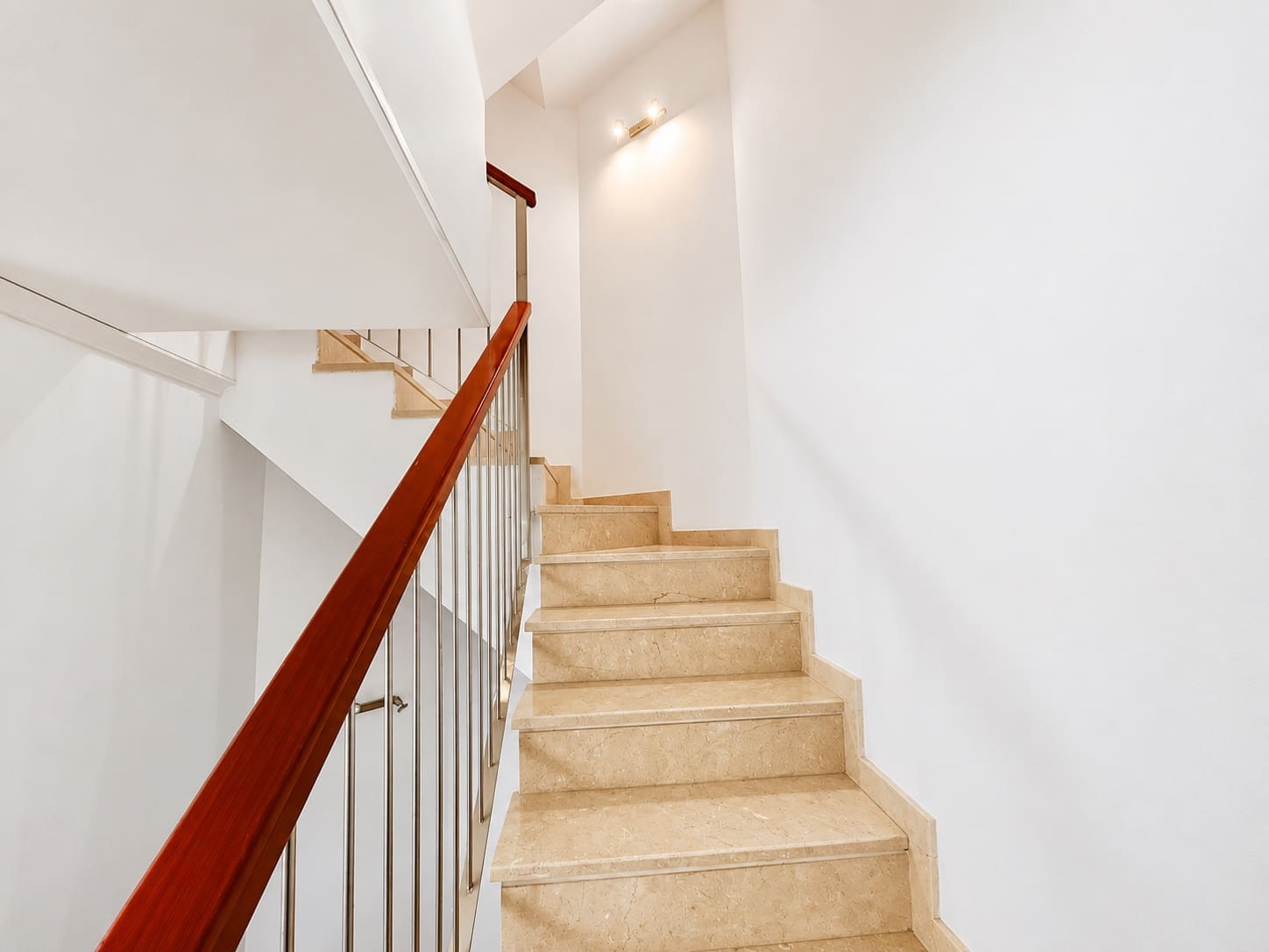 3 bedroom Townhouse for sale in Marbella with pool garage - € 790,000 (Ref: 7468629)