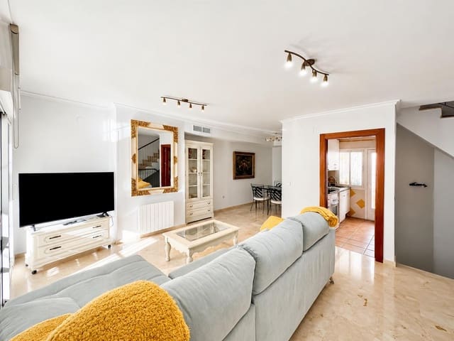 3 sypialnia Dom na sprzedaż w Marbella z basenem garażem - 790 000 € (Ref: 7468629)