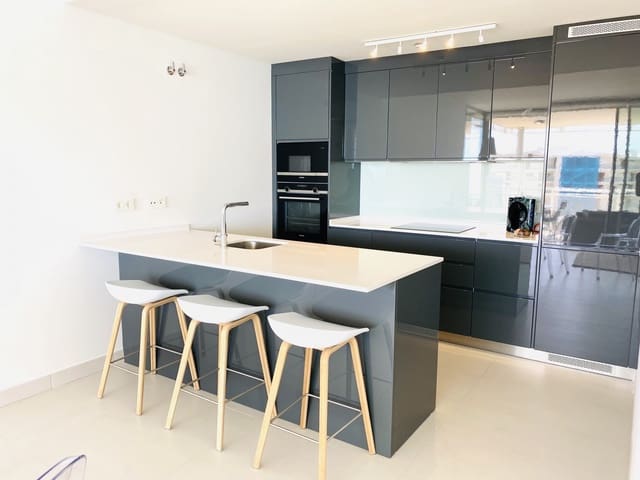 3 makuuhuone Huoneisto myytävänä paikassa El Higuerón, Fuengirola mukana uima-altaan 
autotalli - 789 000 € (Ref: 7585027)