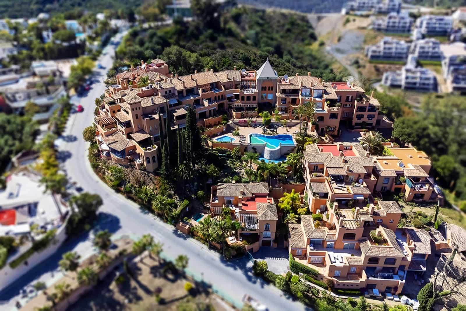 3 quarto Penthouse para venda em Marbella com piscina garagem - 1 145 000 € (Ref: 7654124)