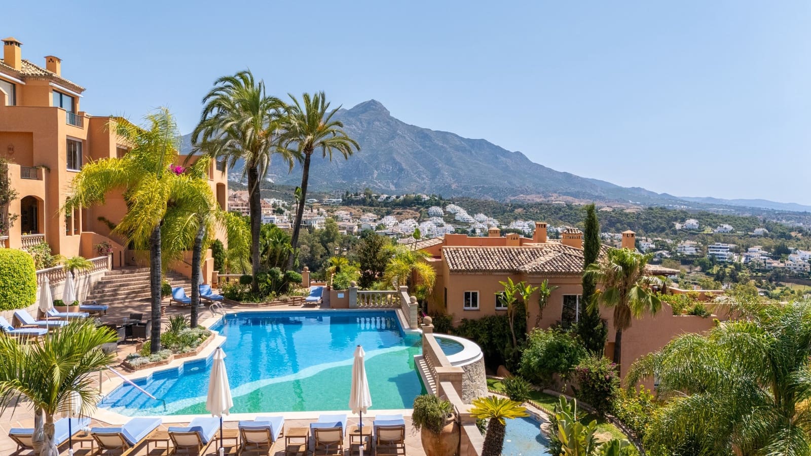 3 quarto Penthouse para venda em Marbella com piscina garagem - 1 145 000 € (Ref: 7654124)