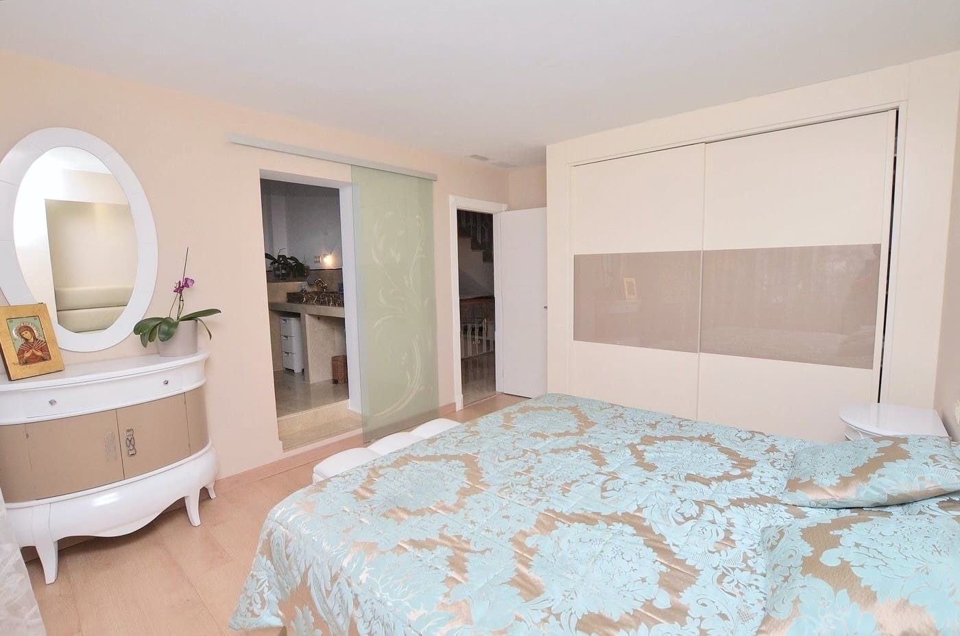 4 bedroom Villa for sale in Arroyo de la Miel with garage - € 710,000 (Ref: 7675288)