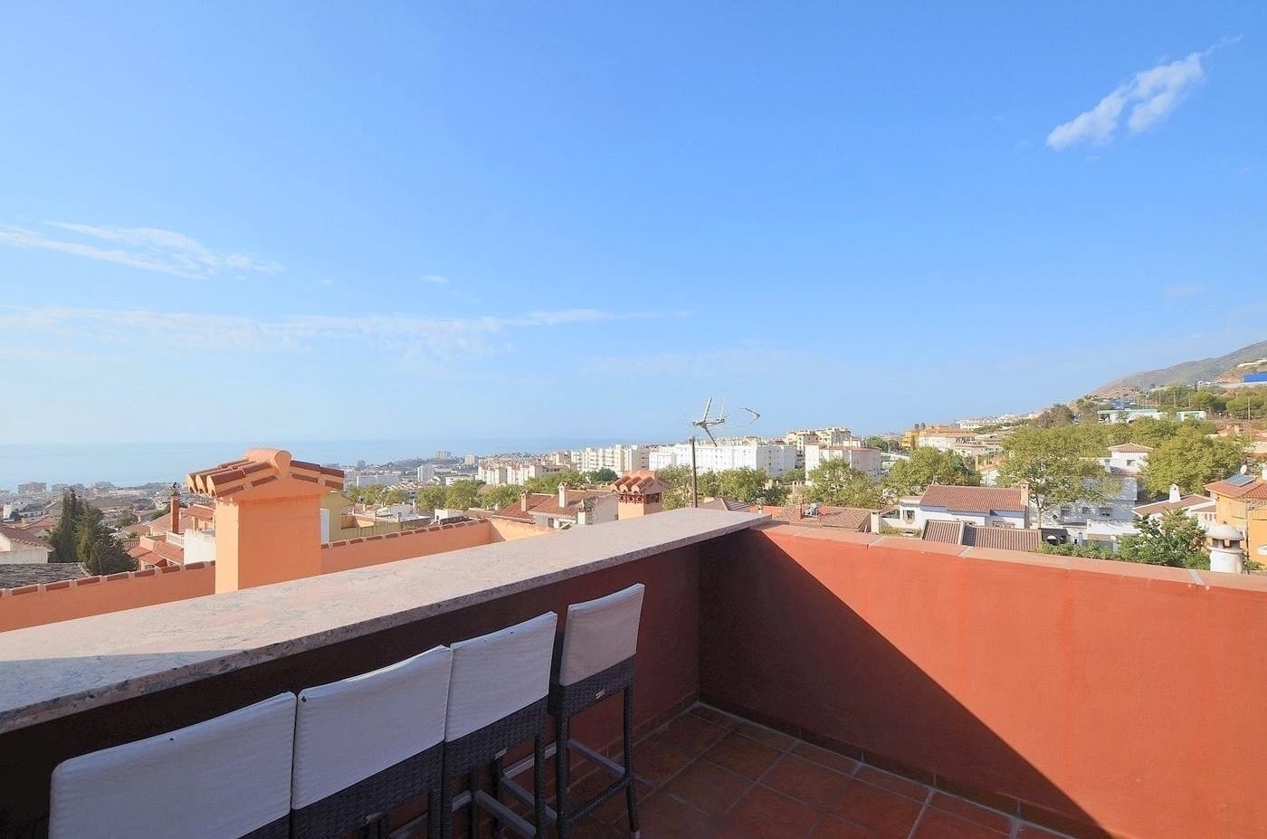 4 bedroom Villa for sale in Arroyo de la Miel with garage - € 710,000 (Ref: 7675288)