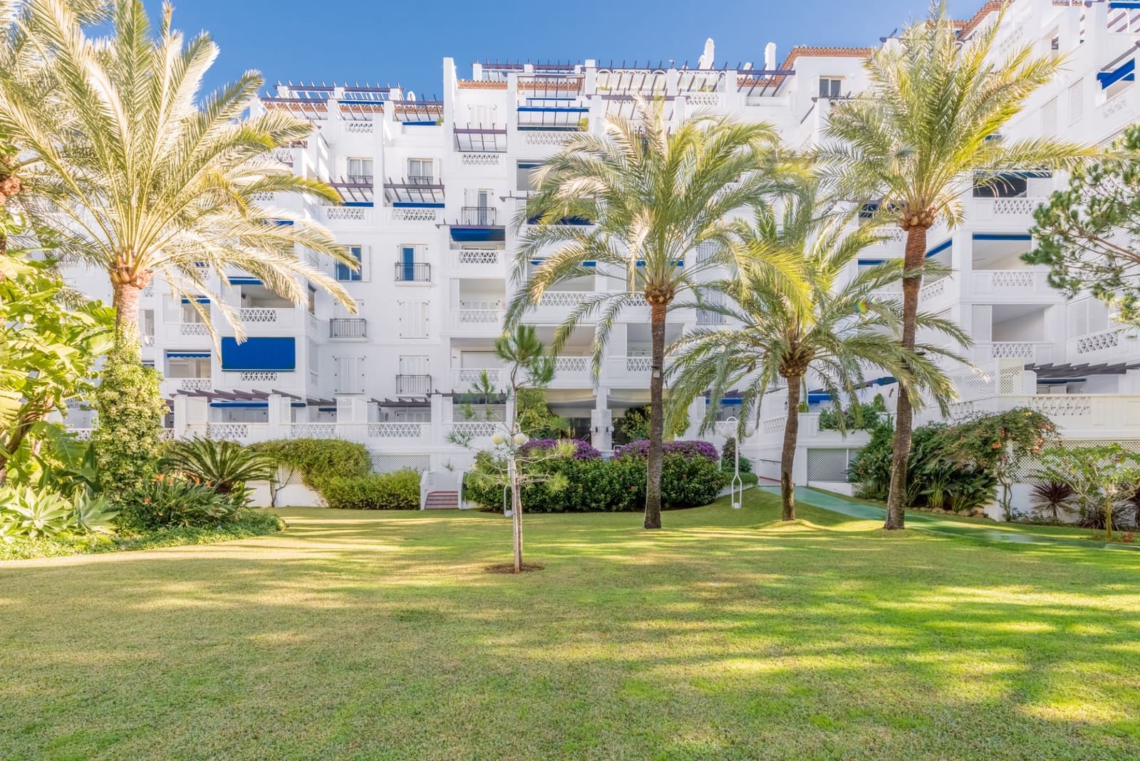 2 quarto Apartamento para venda em Marbella com piscina garagem - 1 195 000 € (Ref: 7721937)