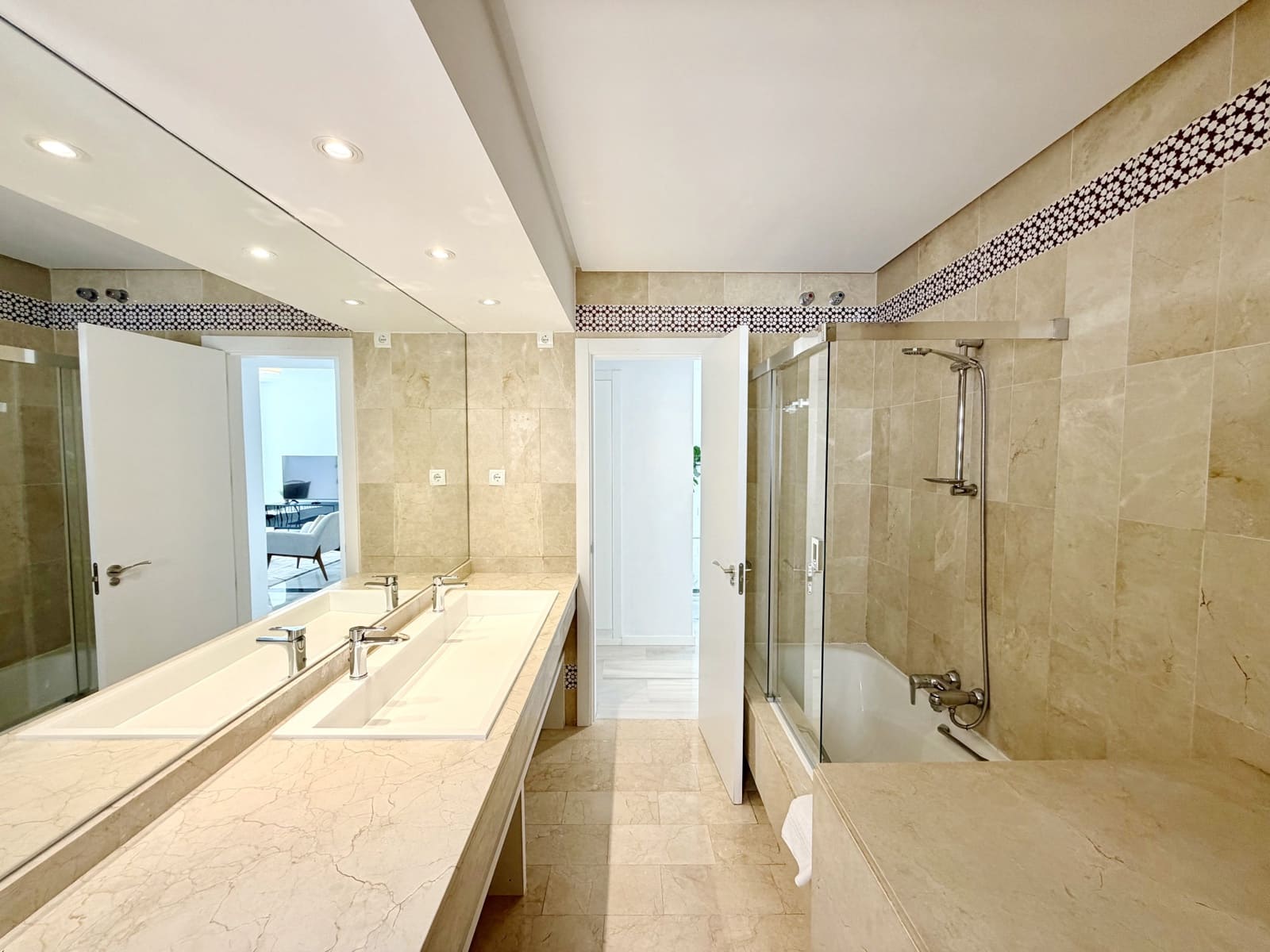2 quarto Apartamento para venda em Marbella com piscina garagem - 1 195 000 € (Ref: 7721937)
