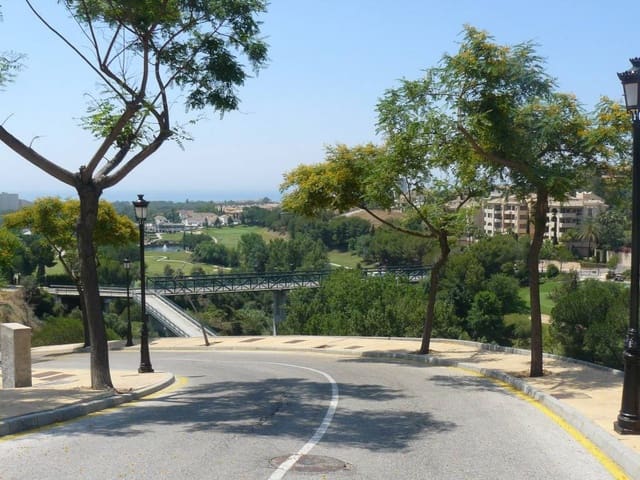 Byggegrund til salg i Marbella - € 500.000 (Ref: 7733065)