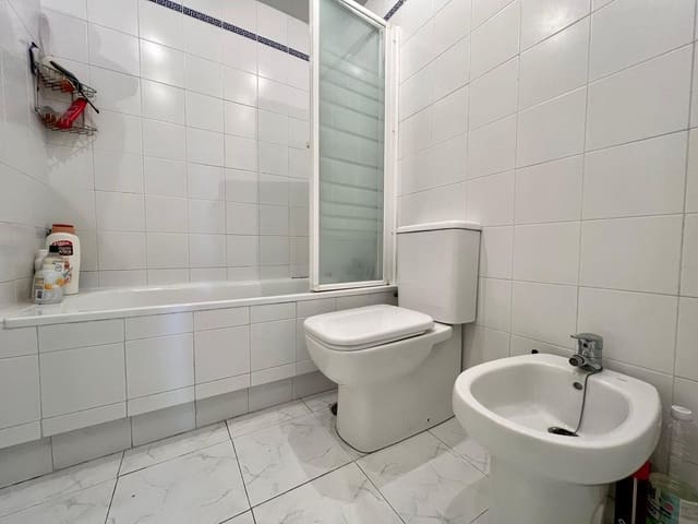 3 slaapkamer Penthouse te koop in Marbella - € 530.000 (Ref: 7733071)
