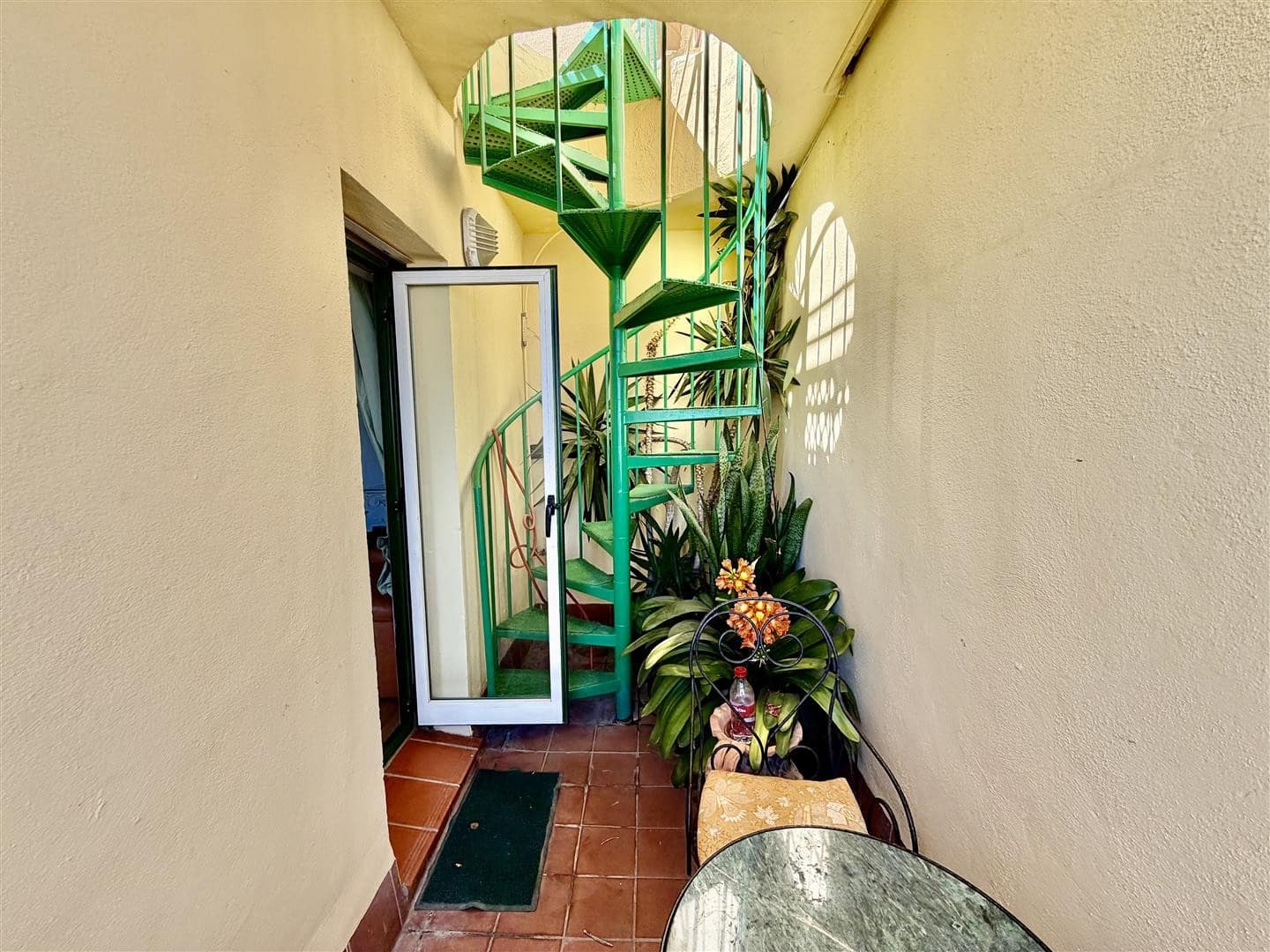 3 bedroom Penthouse for sale in Marbella - € 530,000 (Ref: 7733071)