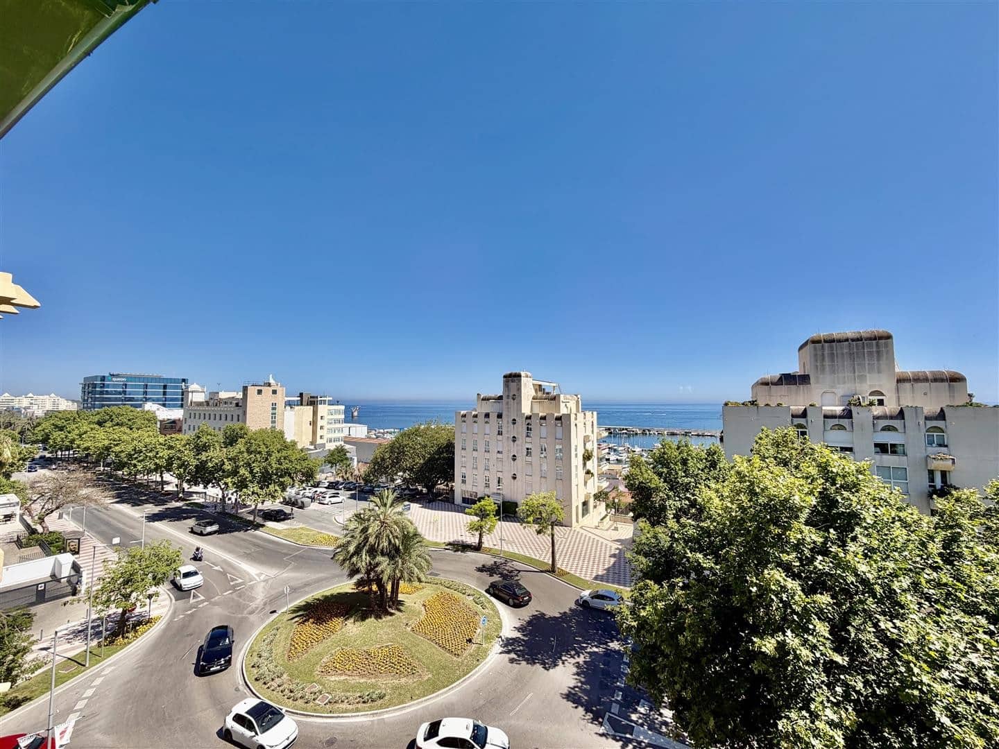 3 bedroom Penthouse for sale in Marbella - € 530,000 (Ref: 7733071)