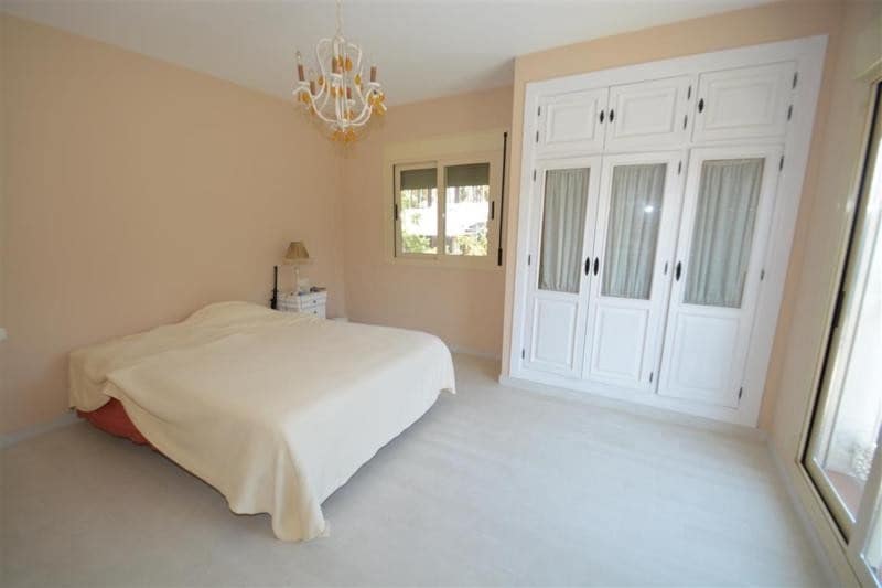 5 quarto Moradia para venda em San Pedro de Alcantara com piscina garagem - 2 200 000 € (Ref: 7738228)