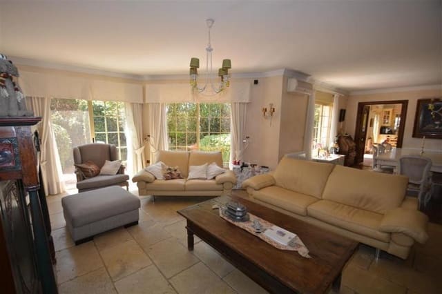 5 soverom Villa til salgs i San Pedro de Alcantara, Marbella med svømmebasseng garasje - € 2 200 000 (Ref: 7738228)