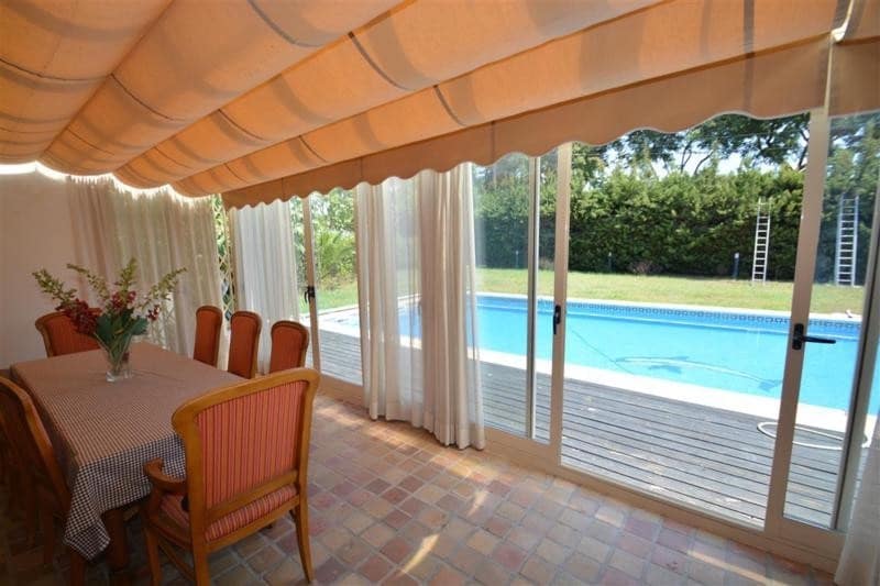 5 bedroom Villa for sale in San Pedro de Alcantara with pool garage - € 2,200,000 (Ref: 7738228)