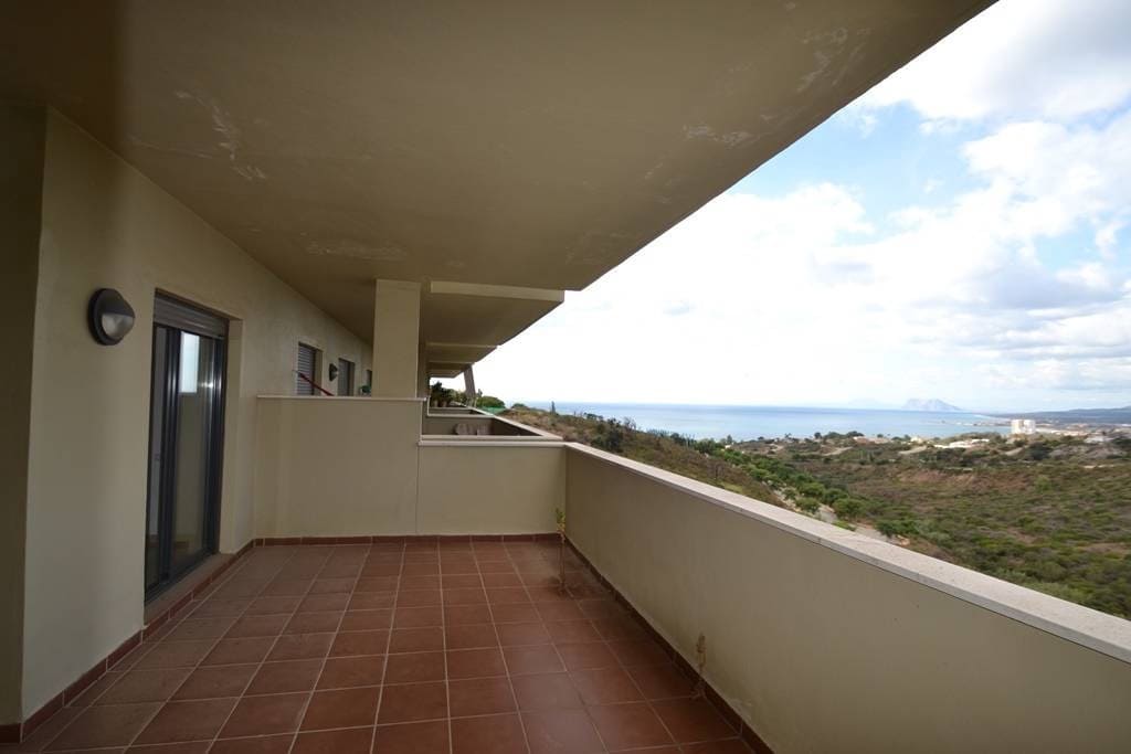 3 bedroom Apartment for sale in Manilva with pool garage - € 299,000 (Ref: 7738230)