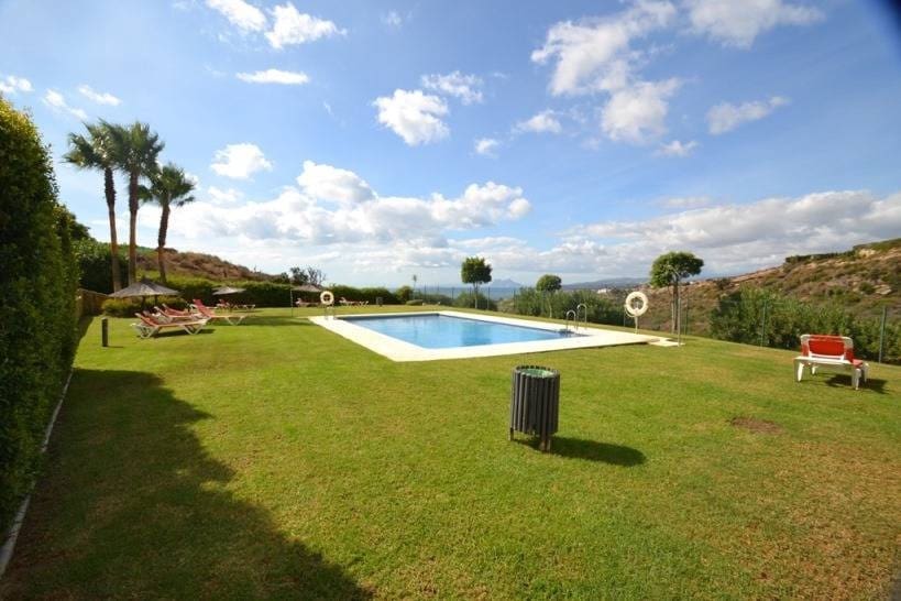 3 bedroom Apartment for sale in Manilva with pool garage - € 299,000 (Ref: 7738230)