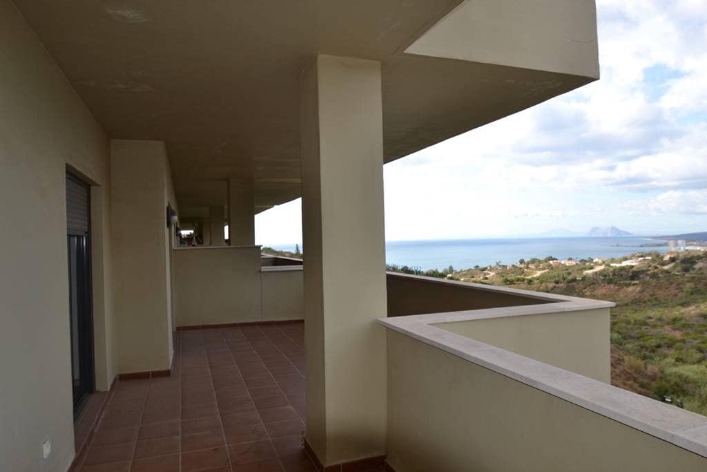 3 bedroom Apartment for sale in Manilva with pool garage - € 299,000 (Ref: 7738230)