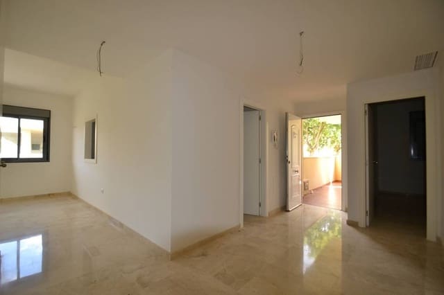 3 bedroom Apartment for sale in Manilva with pool garage - € 299,000 (Ref: 7738230)
