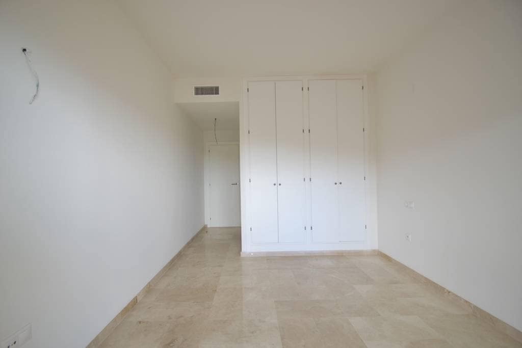 3 bedroom Apartment for sale in Manilva with pool garage - € 299,000 (Ref: 7738230)