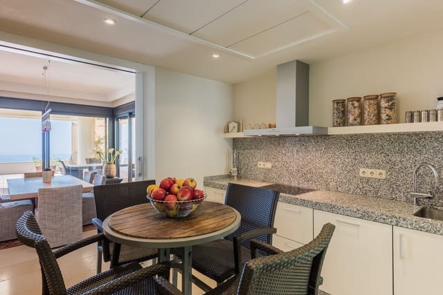 3 soveværelse Penthouse til salg i Marbella med swimmingpool garage - € 1.360.000 (Ref: 7794714)