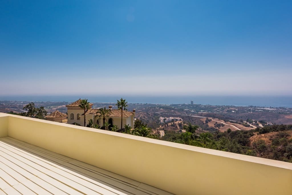 3 soverom Penthouse til salgs i Marbella med svømmebasseng garasje - € 1 360 000 (Ref: 7794714)