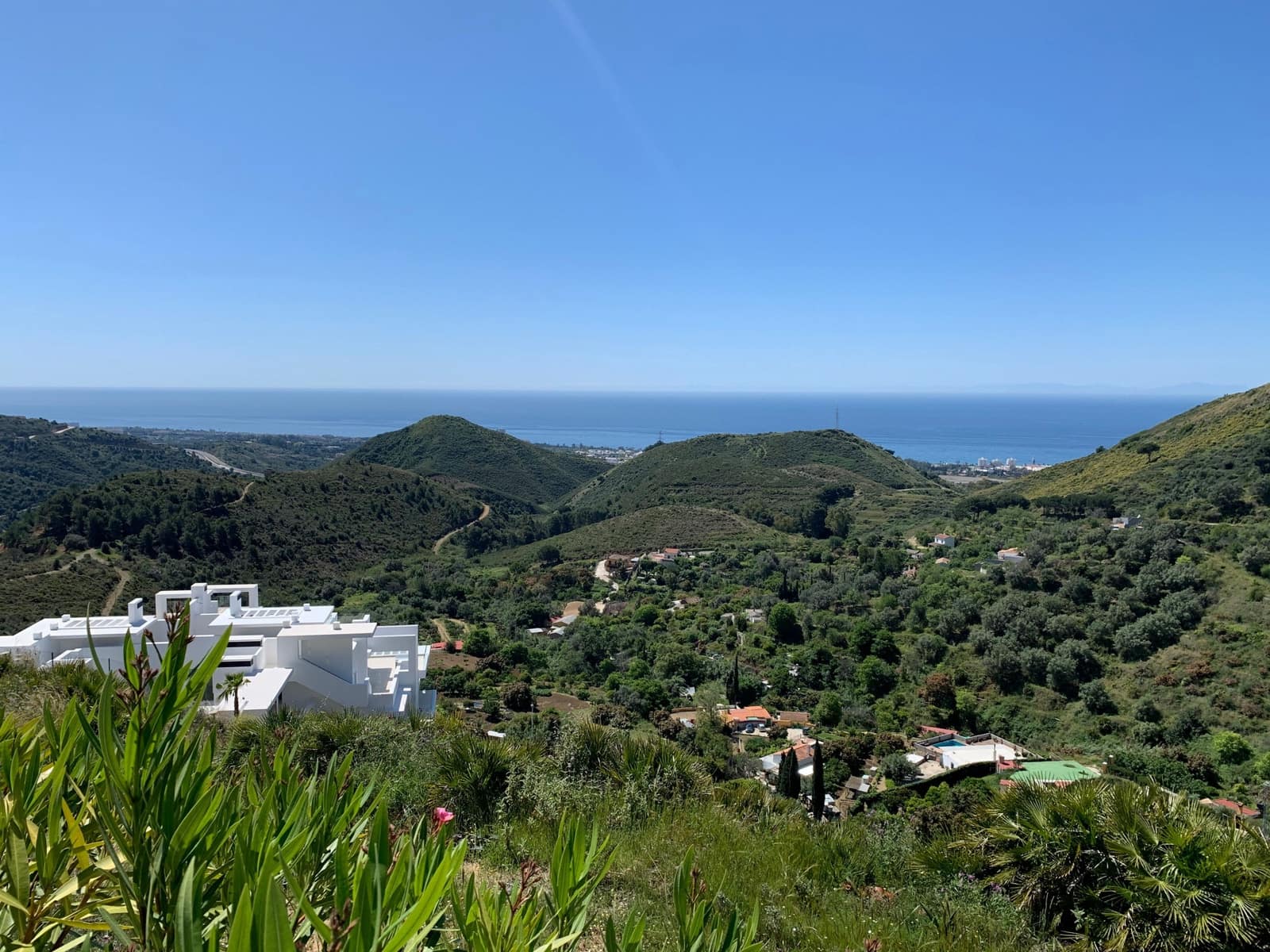 3 bedroom Penthouse for sale in Ojen with pool garage - € 949,000 (Ref: 7839589)