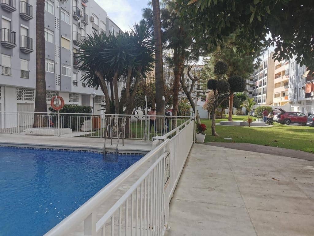 3 Zimmer Wohnung zu verkaufen in Fuengirola mit Pool Garage - 365.000 € (Ref: 7849346)