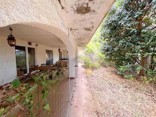 6 makuuhuone Huvila myytävänä paikassa Marbella - 1 975 000 € (Ref: 7852152)