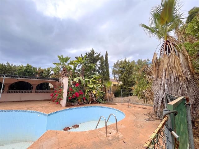 6 makuuhuone Huvila myytävänä paikassa Marbella - 1 975 000 € (Ref: 7852152)