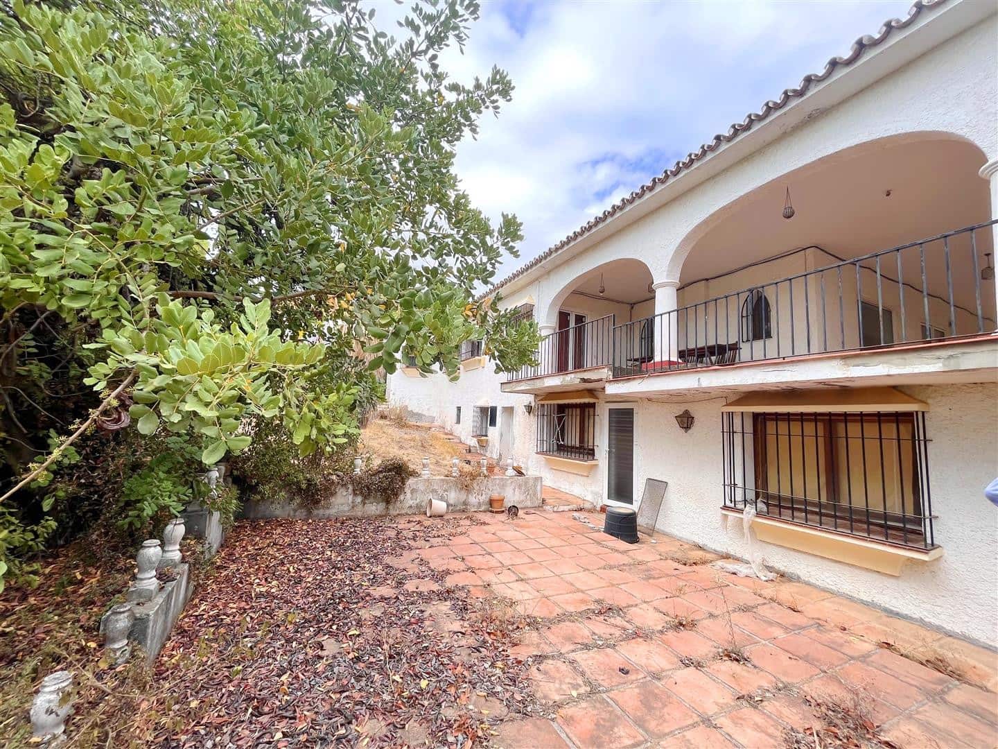 6 sovrum Villa till salu i Marbella - 1 975 000 € (Ref: 7852152)