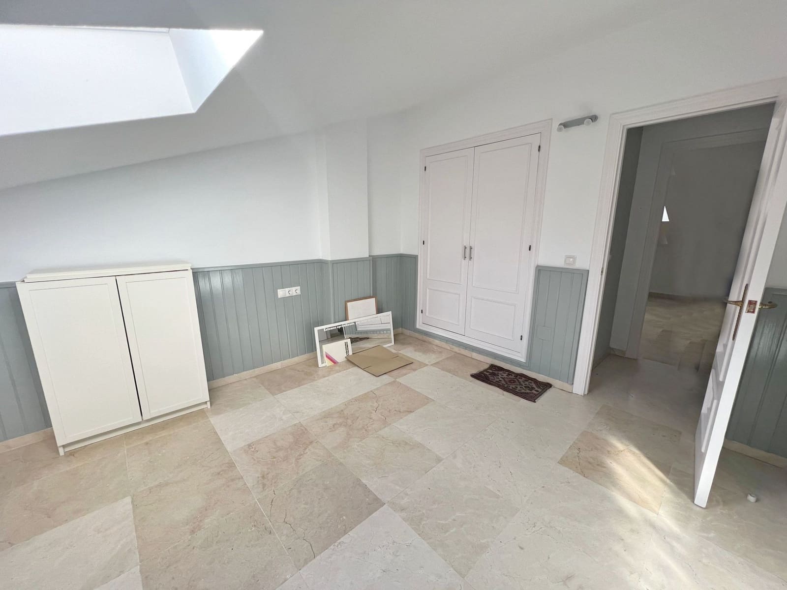 6 sypialnia Penthouse na sprzedaż w Fuengirola z basenem - 850 000 € (Ref: 7924045)