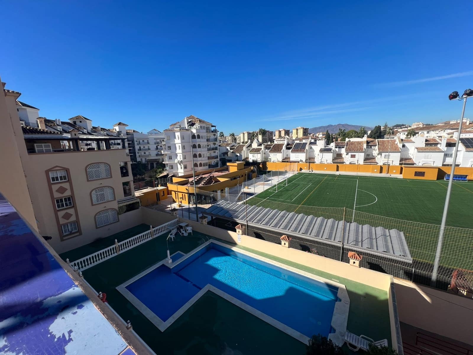 6 sypialnia Penthouse na sprzedaż w Fuengirola z basenem - 850 000 € (Ref: 7924045)