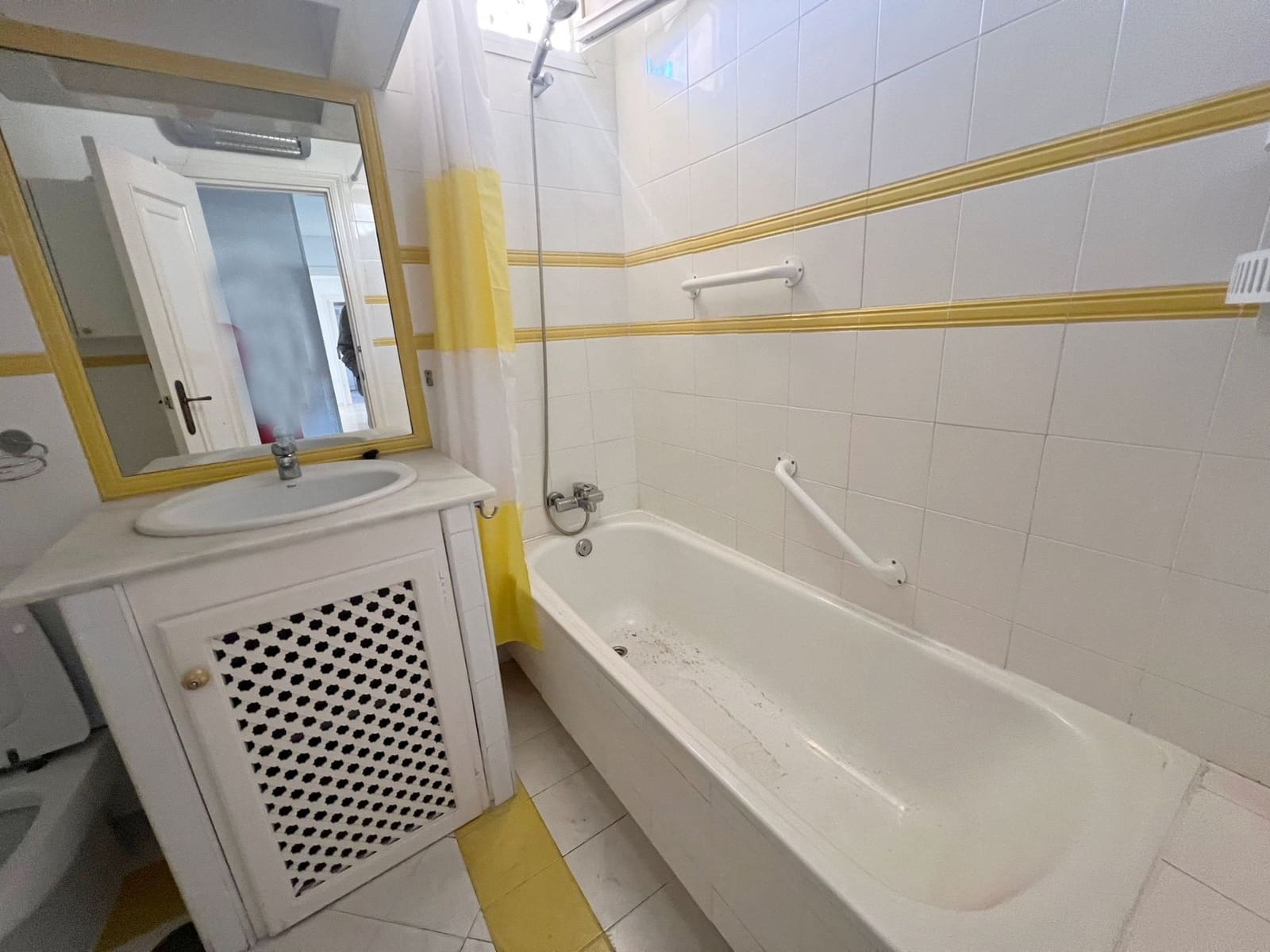 6 sypialnia Penthouse na sprzedaż w Fuengirola z basenem - 850 000 € (Ref: 7924045)