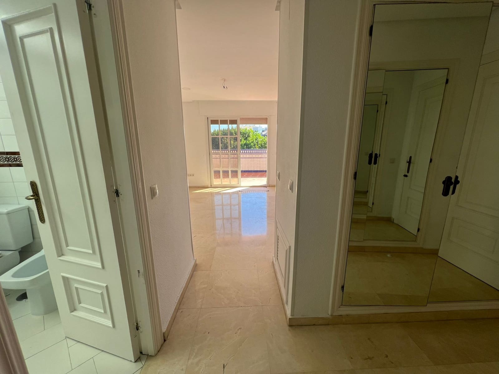 6 sypialnia Penthouse na sprzedaż w Fuengirola z basenem - 850 000 € (Ref: 7924045)