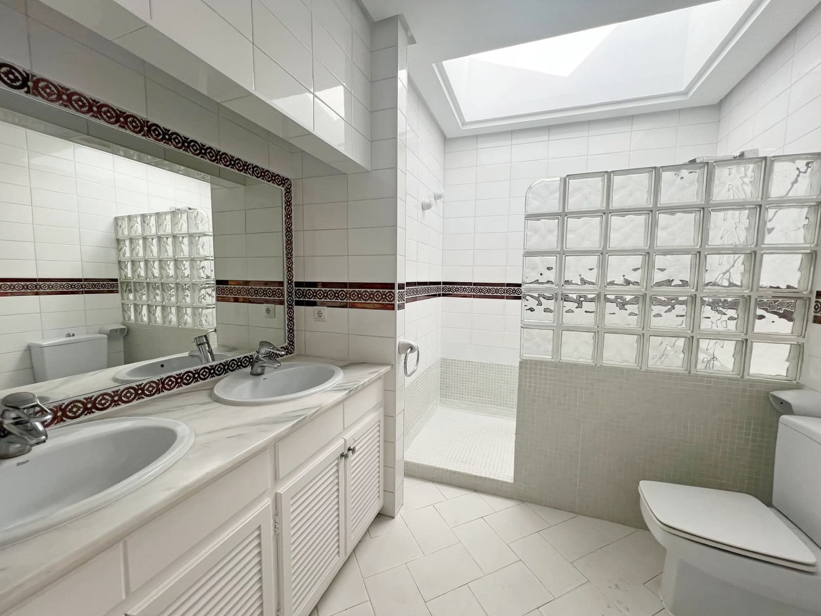 6 sypialnia Penthouse na sprzedaż w Fuengirola z basenem - 850 000 € (Ref: 7924045)