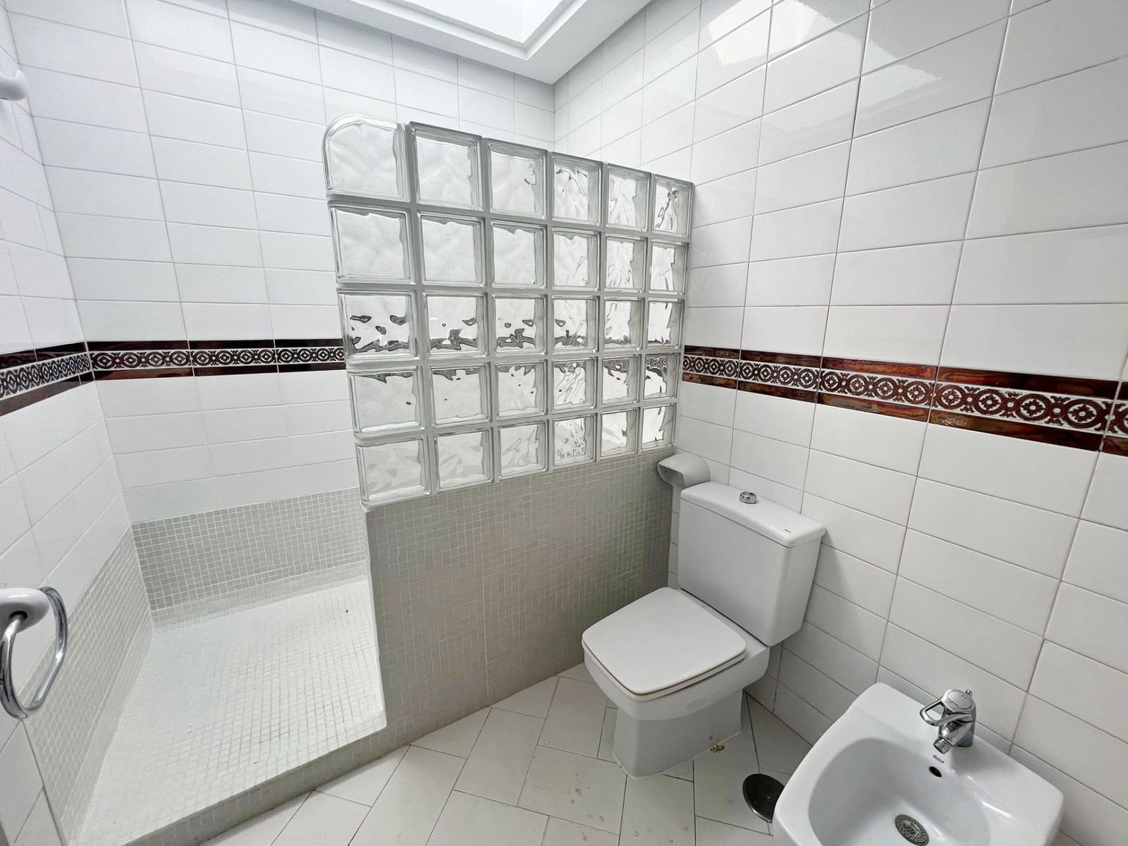 6 sypialnia Penthouse na sprzedaż w Fuengirola z basenem - 850 000 € (Ref: 7924045)