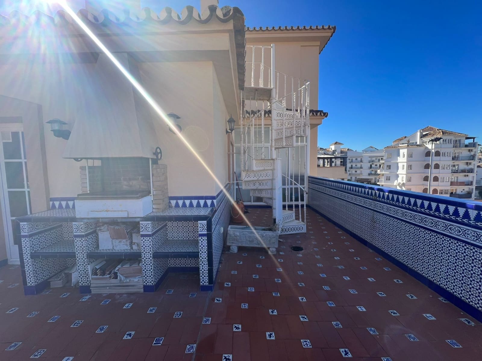 6 quarto Penthouse para venda em Fuengirola com piscina - 850 000 € (Ref: 7924045)