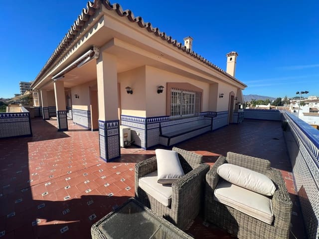 6 sovrum Takvåning till salu i Fuengirola med pool - 850 000 € (Ref: 7924045)