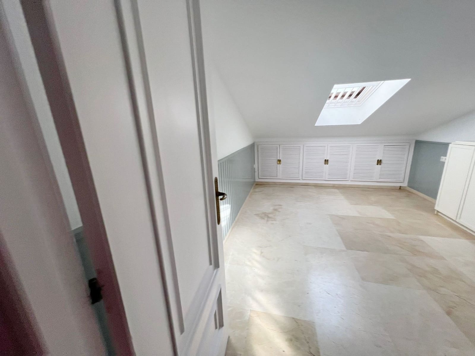 6 quarto Penthouse para venda em Fuengirola com piscina - 850 000 € (Ref: 7924045)
