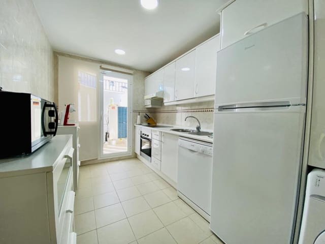 2 makuuhuone Huoneisto myytävänä paikassa Marbella mukana uima-altaan - 414 000 € (Ref: 8010852)