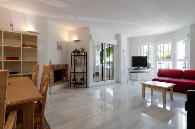 2 chambre Appartement à vendre à Marbella avec piscine - 414 000 € (Ref: 8010852)