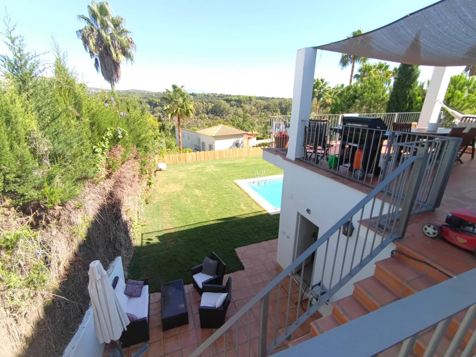 5 slaapkamer Villa te koop in Sotogrande met zwembad garage - € 1.125.000 (Ref: 8024609)