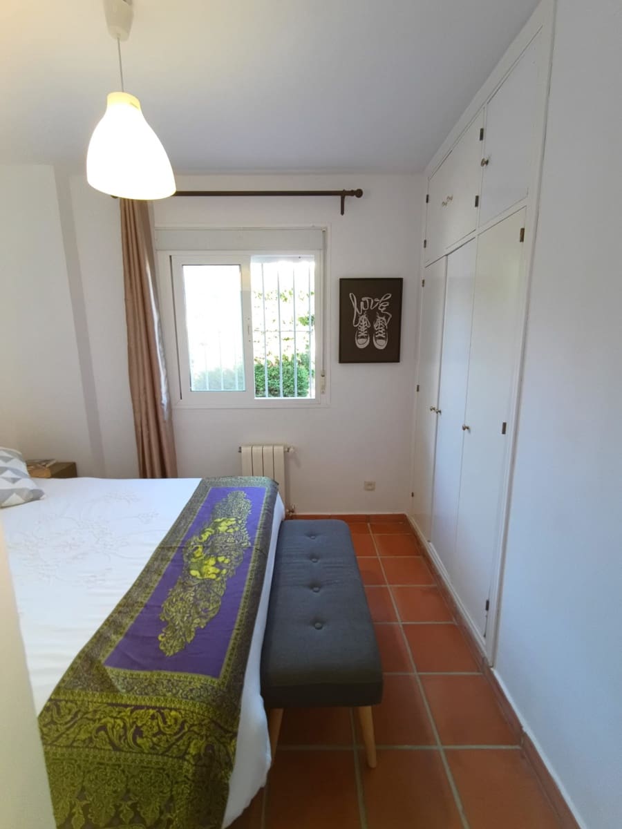 5 quarto Moradia para venda em Sotogrande com piscina garagem - 1 125 000 € (Ref: 8024609)